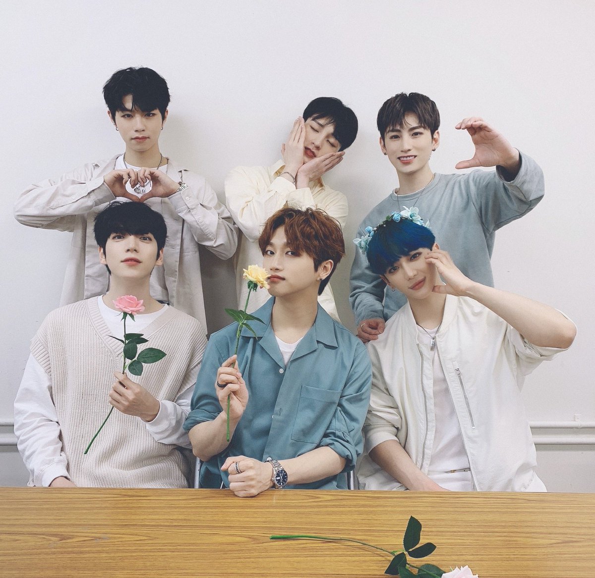 nia_jeong879's tweet photo. In2it te amo ♡
#HappyIN2ITDay_1026
#IN2IT4thDebutAnniversary
#HappyIN2ITDay #IN2IT
#인투잇 #IN2U #인투유 https://t.co/G1N0CKiviB