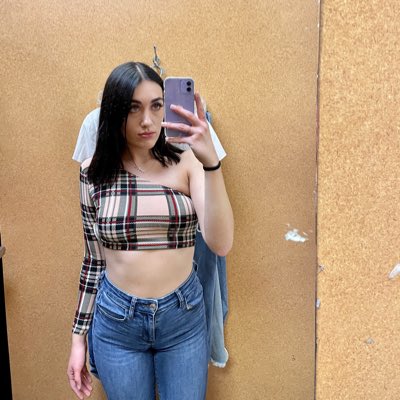 AshleeHerrin's tweet photo. #NewProfilePic https://t.co/NiDi3sODDI