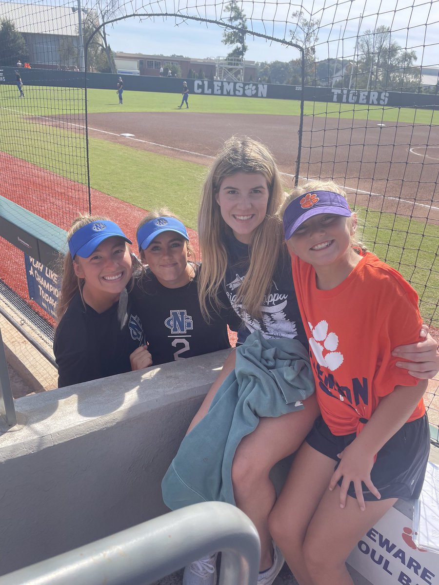 UNG Softball tweet media