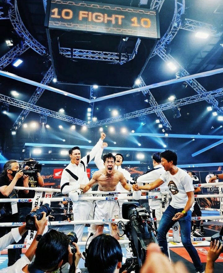 tawan_memories's tweet photo. 1 year ago
VICTORY!!!👍🏼💙
#GalaxyNote20TH https://t.co/AcStZNsjhv