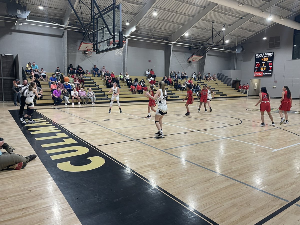 CullmanMiddle's tweet photo. 8th Grade Girls Basketball 🏀 

Cullman 49

Muscle Shoals 28

FINAL https://t.co/ybvM8KWwj2