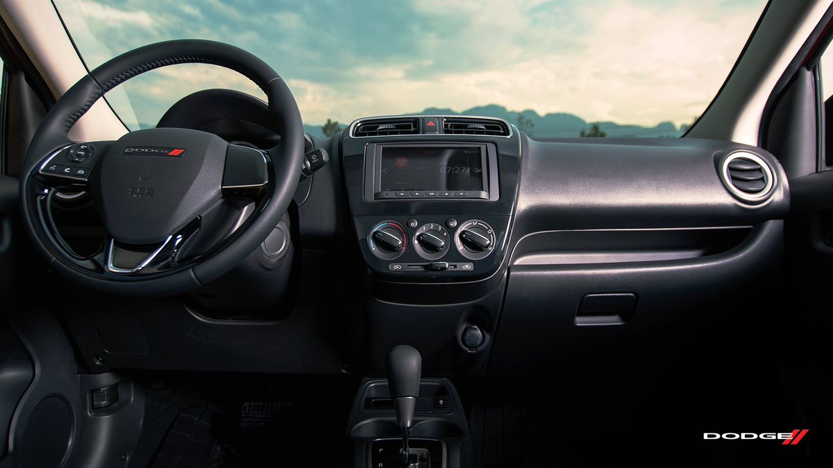 DodgeMX's tweet photo. Controlar tu música favorita en cada recorrido es más fácil con los controles  de audio al volante. 🎶

¡Conéctate con Dodge Attitude a destinos sin límites!
Descúbrelo aquí: https://t.co/YmUwG1PtOu https://t.co/1H7779GdXG