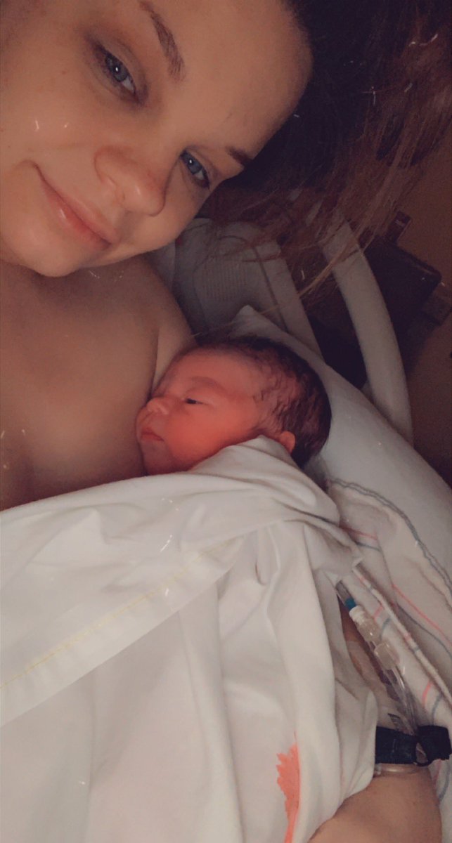 RyleeChristie's tweet photo. My beautiful Ivy Jane Acosta was born 10/17 weighing 7 pounds 15 ounces she has completed us https://t.co/GPCEbvpn8p