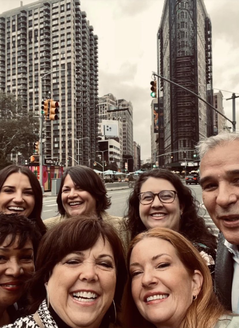 mlrandolfi021's tweet photo. New York was sensational! I gathered with interior designers across the United States for training as we embark on new leadership as @ASID’s Chapter Support Team (CST), supporting ASID Chapter Presidents during their term.

#designimpactslives #theidlife #interiordesign #advocate https://t.co/czC74XTpi1