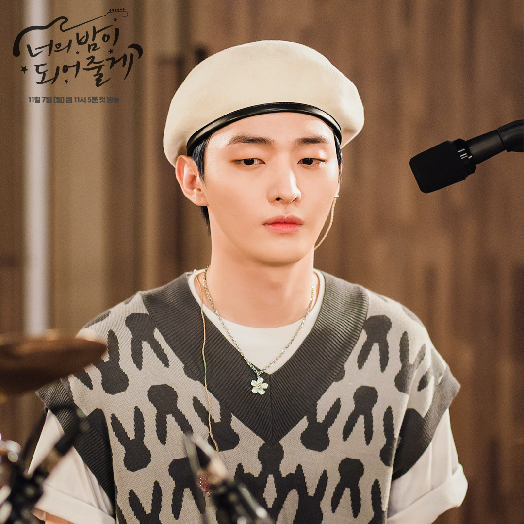 SBSNOW's tweet photo. ‘너의 밤’ 눈 호강 비주얼 만세👏
6인 6색 캐릭터 스틸 공개📸

SBS 새 드라마 '너의 밤이 되어줄게' 
☞ 11월 7일 [일] 밤 11시 5분 첫 방송

#SBS새드라마 #너의밤이되어줄게 
#정인선 #이준영 #장동주 #김종현 #JR #윤지성 #김동현 
#뉴이스트 #AB6IX #LUNA #밴드루나 https://t.co/TNNyS3tGsi