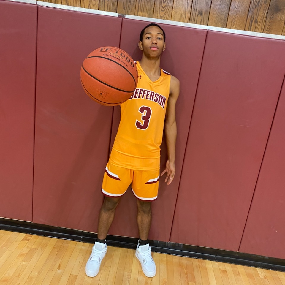 WhynotCoachCurt's tweet photo. So you going to Follow daddy footsteps. Let's go Young King. Beyond proud of you Young King. #3 special https://t.co/eEIx3yO69L