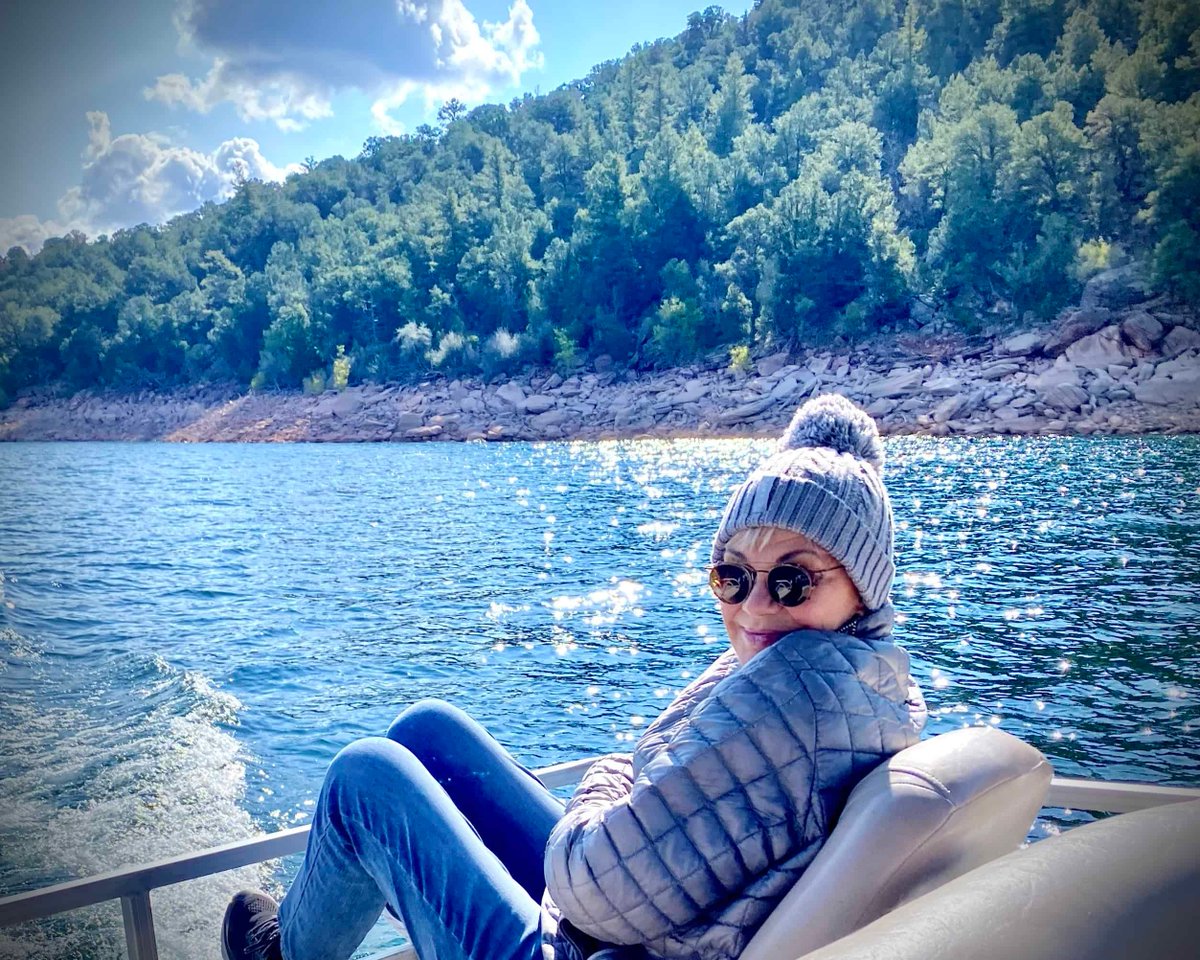 RiskBlossoming's tweet photo. We had three days to visit the Flaming Gorge National Recreation Area, and while we filled those days with boating on the lake, off-road adventures, and taking on the Green River in a Dory Float, but three days wasn't enough!!   This week's blog: https://t.co/J9Zk890zkl https://t.co/m9SZBKjGKZ