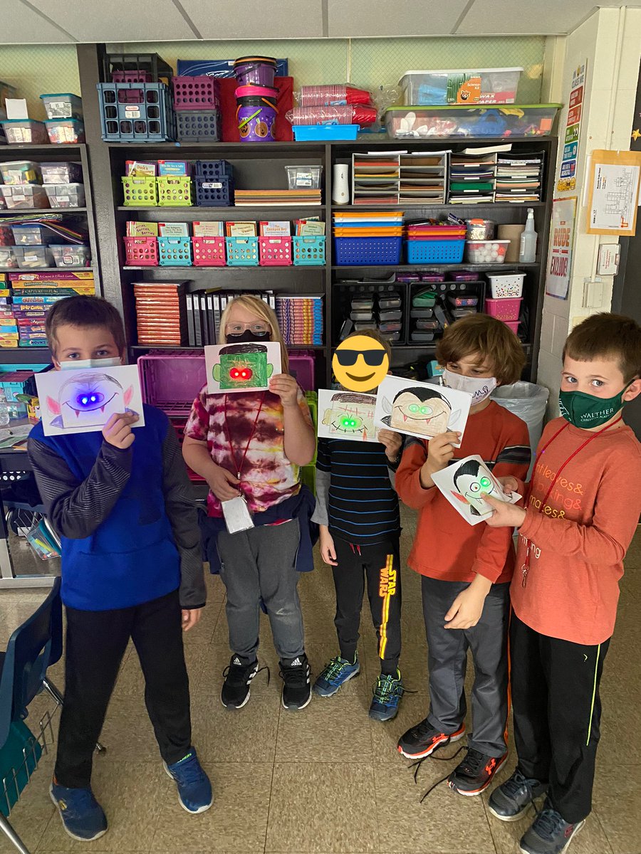 MrsNelson_d118's tweet photo. Halloween paper circuits for our Makerspace Monday! 🙌🙌🙌 They were a hit! @WaucondaGS118 #d118life #wgs118life #thirdgradegeckos #halloweenstem #makerspacemonday https://t.co/UiHgU0ObbT