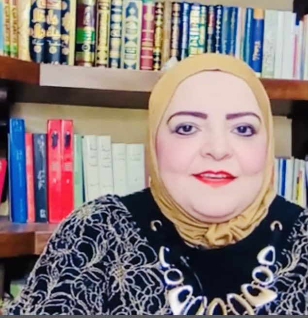 DrSaharHamed's tweet photo. النهارده أتم بالظبط ٥٧ سنه 
مقدرش ااقول مرت بسرعه بالعكس انا عشت كتير وشفت اكتر
عمري في البطاقه ٥٧ وعمري بالي عشته ٥٧٠
وعمري الي يحسه قلبي وروحي ٢١
المهم ان كلهم انا ودي صوري وانا عندي ٥ سنين و ٣٧ و ٥٧
دنيااااا 🥰😬💐
ملحوظه اتقبل التهاني   والورود والشيكولاته والمكسرات 😹😹😹 https://t.co/AEpeB0cub7
