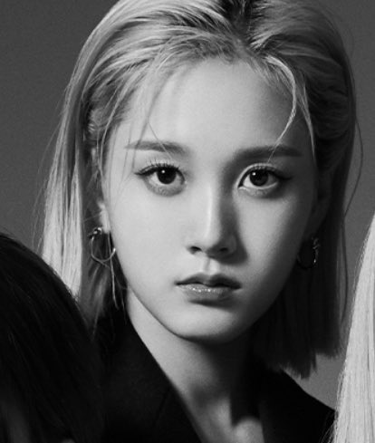 staycjpics's tweet photo. jang yeeun face card will never decline https://t.co/9U7iWTlcyu