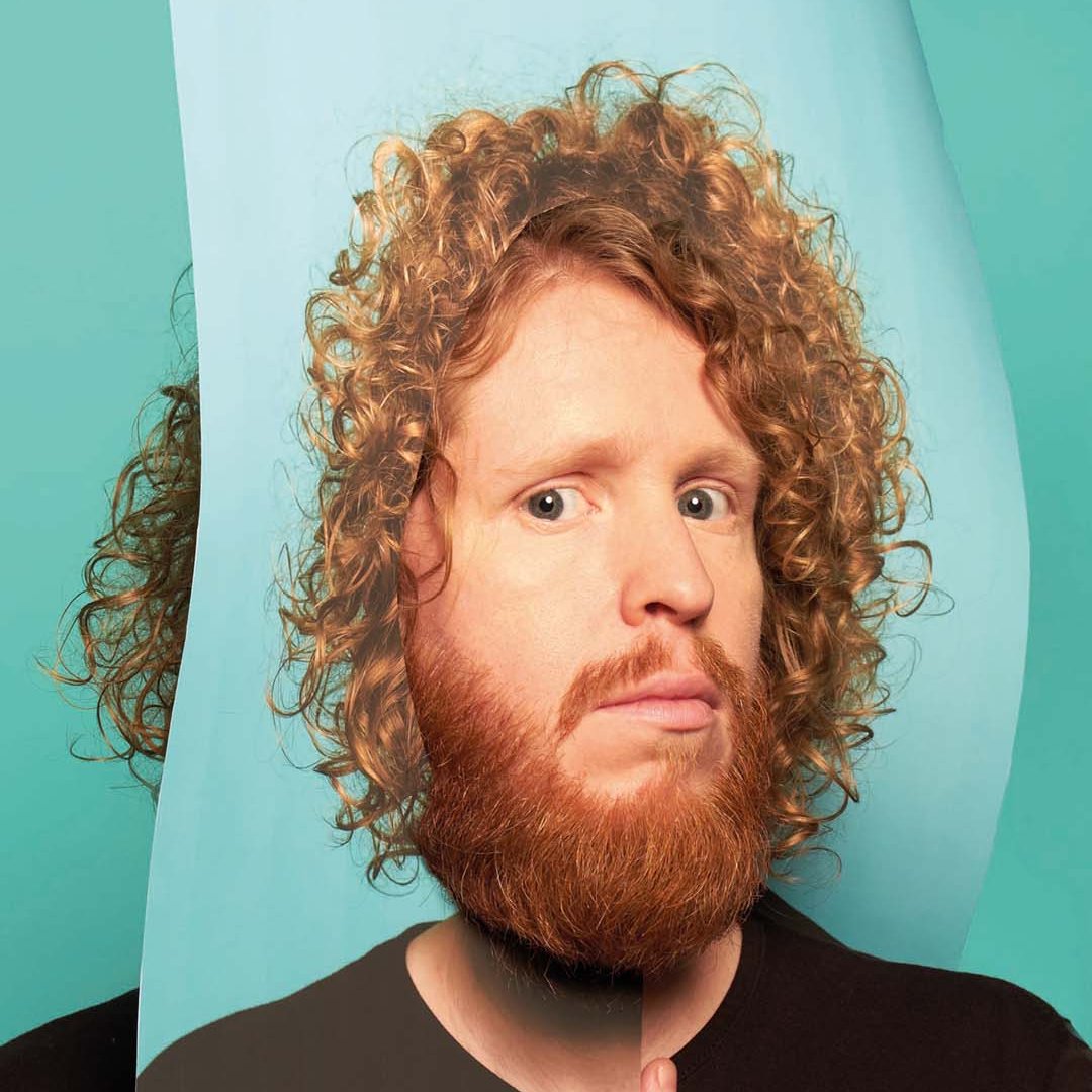 Op 5 november staat Kasper van der Laan met de voorstelling '1 Kilo' in het Posthuis Theater.

Waarom zijn de dingen zoals ze zijn en doen we de dingen zoals we ze doen? Kasper van der Laan legt het u graag uit in zijn avondvullende debuutvoorstelling ‘1 Kilo’.