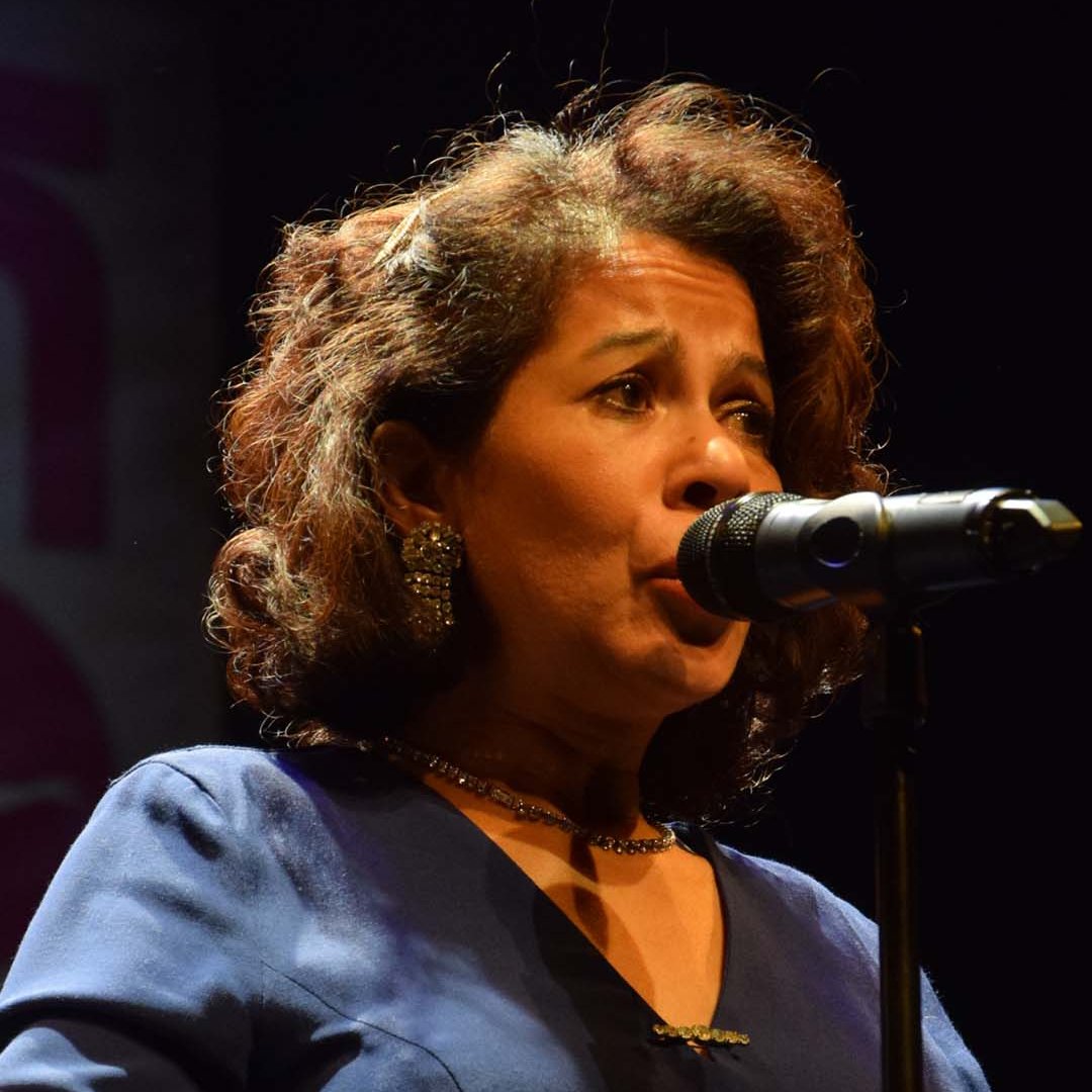 Ook dit seizoen komt het Ouderen Songfestival naar Heerenveen. Ditmaal voor de 30e editie!

Op 7 november strijden er 16 kandidaten, tijdens de tweede halve finale, om een felbegeerde plaats in de Grande Finale.

Kom luisteren, kom kijken!