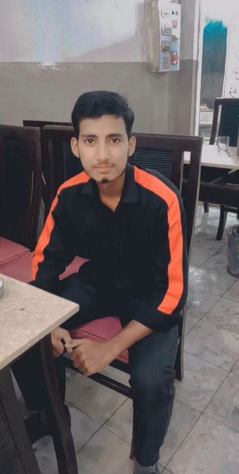 MehmoodRoman's tweet photo. دیکھنے سے نظر نہ آئیں گے 
زخم جتنے لگے ہیں ، اندر ہیں🖤 https://t.co/dcEpEVtQv5