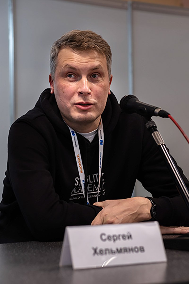 formlabru's tweet photo. А вот и фоточки с круглого стола "Промдизайн как драйвер развития новых технологий" (Экспоцентр, 19 октября). Промдизайнеры — очень позитивные и вообще весёлые люди. Такие плохого придумать просто не могут. #промдизайн #промышленныйдизайн #industrialdesign #экспоцентр #формлаб https://t.co/uMJEF2Rjs1