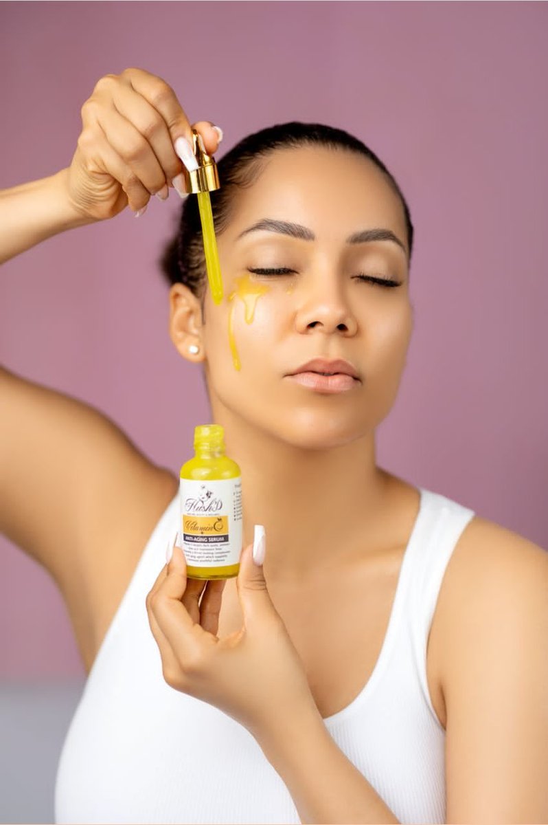 hushdng's tweet photo. ‘’Smells like heaven - and gives an instant glow’’ Lady Q

‘’My absolute best’’ - Anonymous.

‘’Literally the best thing on this earth!!! Smells so good, so very soft on my face’’ Lady A https://t.co/TwmEb8IkQD