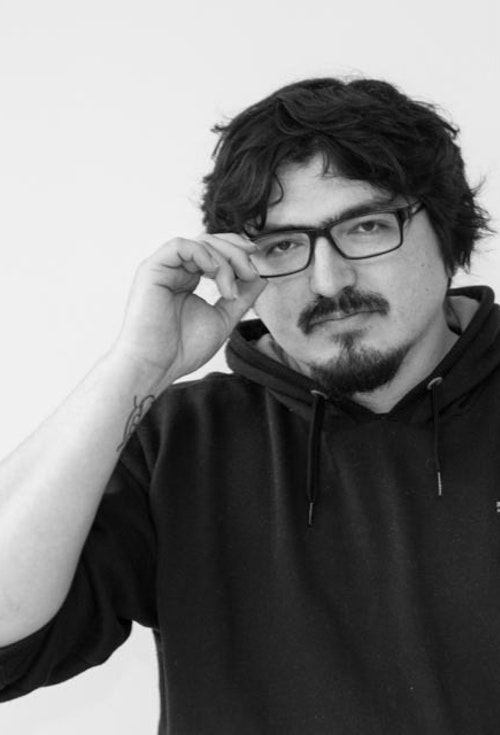 Featured Artist No.12 Juan Parra Cancino is founder-member of the computer and percussion trio, Electronic Hammer and of Wiregriot ensemble. He is a Fellow in Artistic Research at the Orpheus Institute in Ghent where his research focuses on performance practice in computer music.
