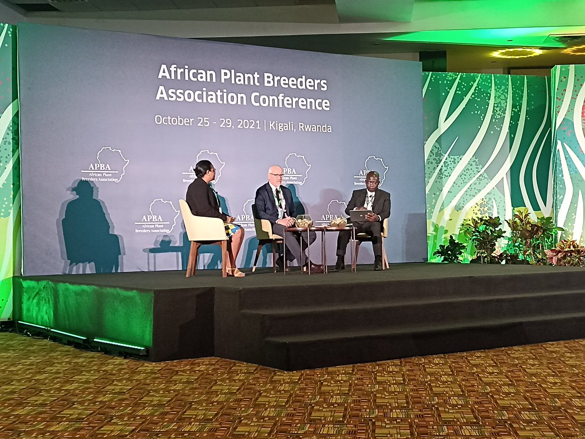 AGRA_Africa's tweet photo. HAPPENING NOW: The #APBAConf2021 has officially kicked off in Kigali, #Rwanda! The conference brings together scientists, entrepreneurs, institutional leaders and students from #Africa and beyond for the 2nd continental African Plant Breeders Association Conference. https://t.co/wFHDATQJi9