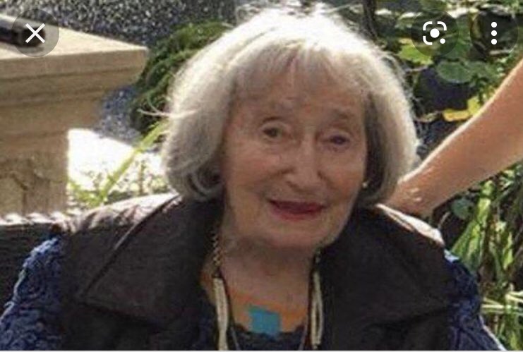 À #MireilleKnoll femme juive de 85 ans, rescapée de la Shoah, atteinte de la maladie de Parkinson, poignardée à 11 reprises et brûlée dans son appartement le 23 mars 2018. #antisemitisme