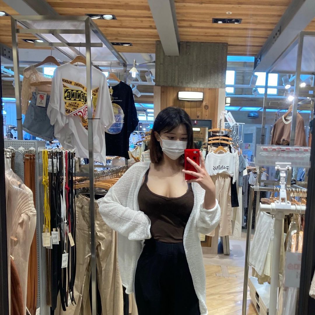 2mumu_e's tweet photo. 나는 추운거 너무싫어ㅠㅠ..
집에만 있을래 ㅋㄷㅋㄷ
#섹트 https://t.co/rcoRrmFY9a