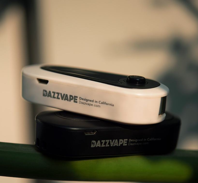 Black vs White, which one do you choose?

hubs.la/H0ZlLXV0