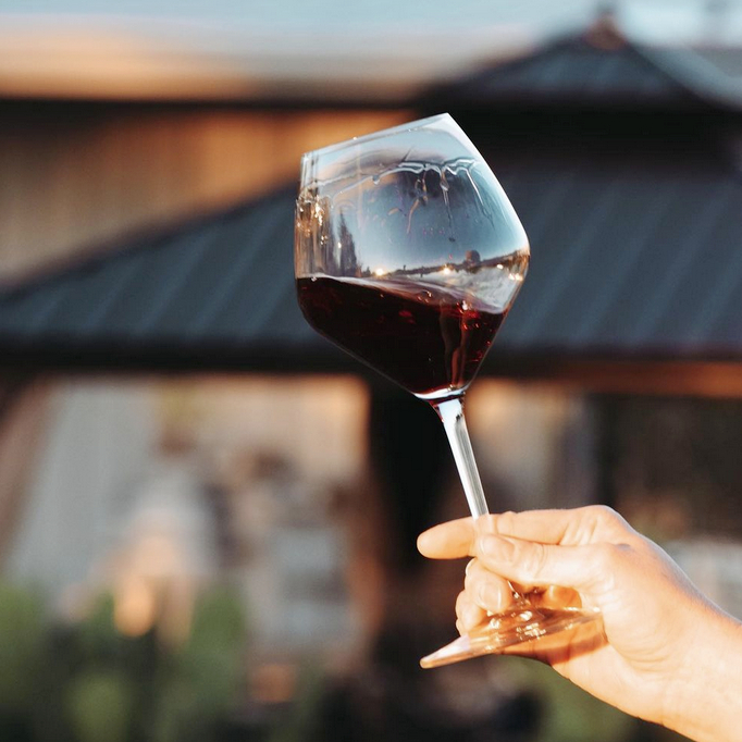 We can't wait to host #wine enthusiasts at our 10th Annual Taste of Atlas Peak this Saturday, 10/30, at <a href="/SilveradoResort/">Silverado Resort</a>. Enjoy #AtlasPeak wine, mingle with winemakers, taste gourmet food pairings + help raise funds to support local fire safety efforts. 📷 <a href="/primesolum/">Prime Solum</a> #NapaValley