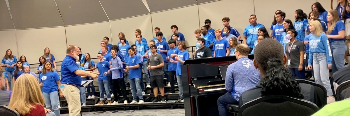 Chorale brought the house down at District Varsity Choir Showcase!  
Great night of music!  
<a href="/THS_Mustangs/">James E. Taylor High School</a>