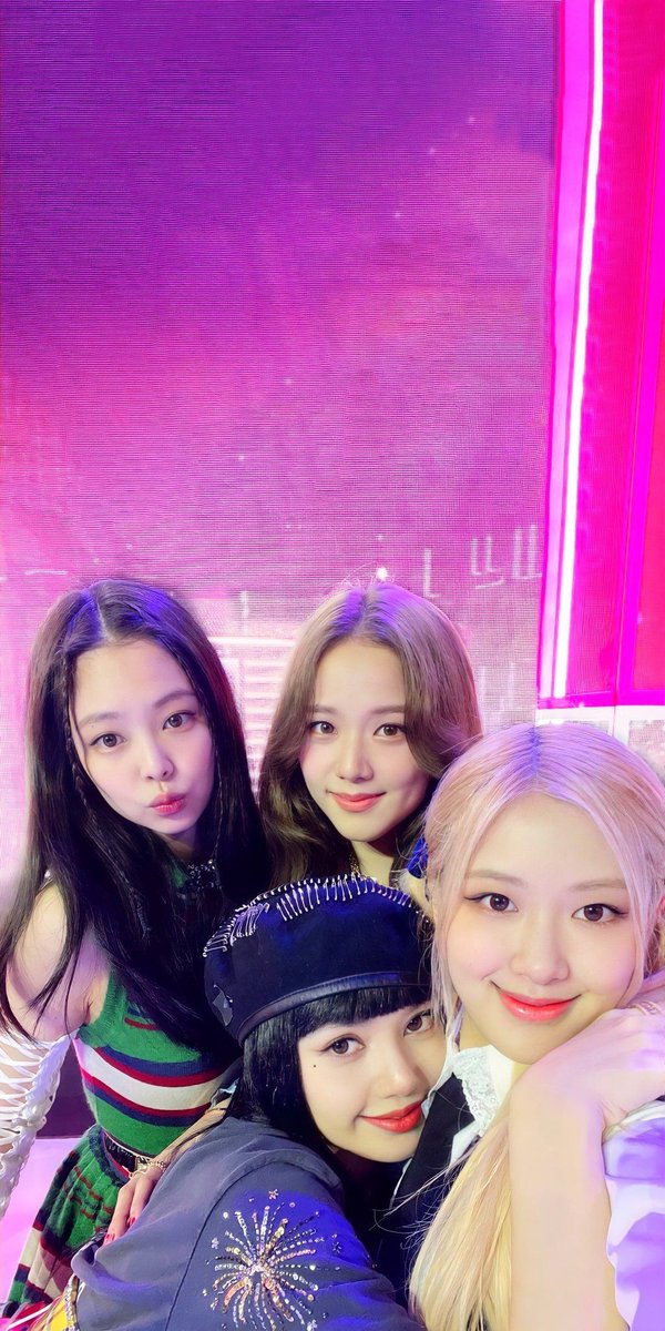 Gene_Thv's tweet photo. #blackpinknice
#blackpinkdiamond
#blackpinkdiosas
#lisapretty
#Lisaperfect
#lisaangel
#Jenniepretty
#jennieperfect
#jennieprincess
#Jenniebeautiful
Las amo tanto ❤️ https://t.co/evrrFWL5yt
