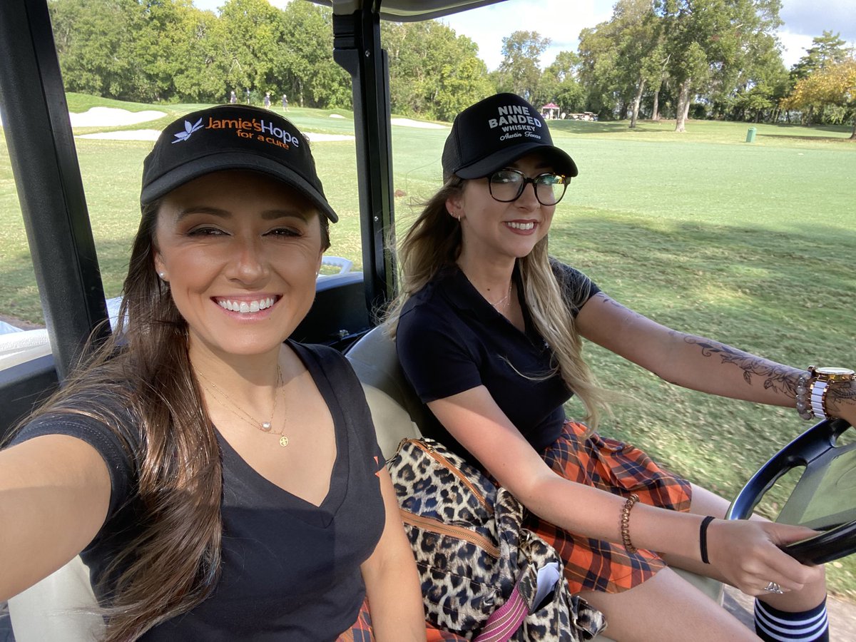 laisgargaro's tweet photo. Got to spend the day at the Golf Couse, y’all. Still feeling freaking hot out there H-Town! ⛳️ #HTown #FeelsLikeSummer #GolfCourse #SweetwaterCountryClub #SugarLand #Texas #Houston #GolfTournament https://t.co/6cNwYj2AMR