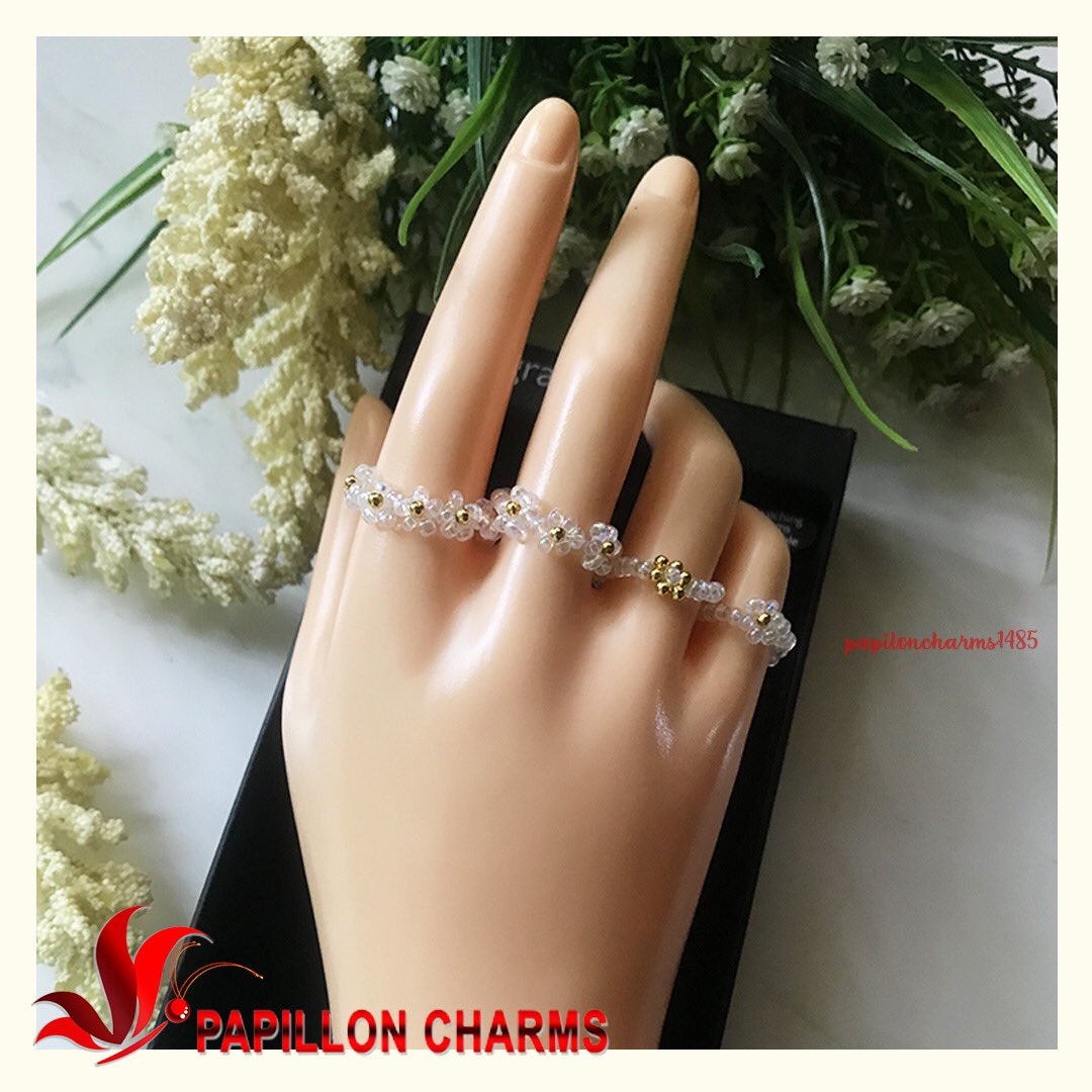 papilloncharms's tweet photo. Simple Clear White Rainbow Flower Beaded Rings
Php40 (3pcs/set + 1 Free)
🦋
💍 
 #papilloncharms #beads #beadsph #bracelet #handmadejewelry #supportsmallbusiness #handmade #diyph #MDZS #CQL #TheUntamed #TGCF #HOB #Shopee #ShopeePH #beadedring https://t.co/oWs9ZM1cXi