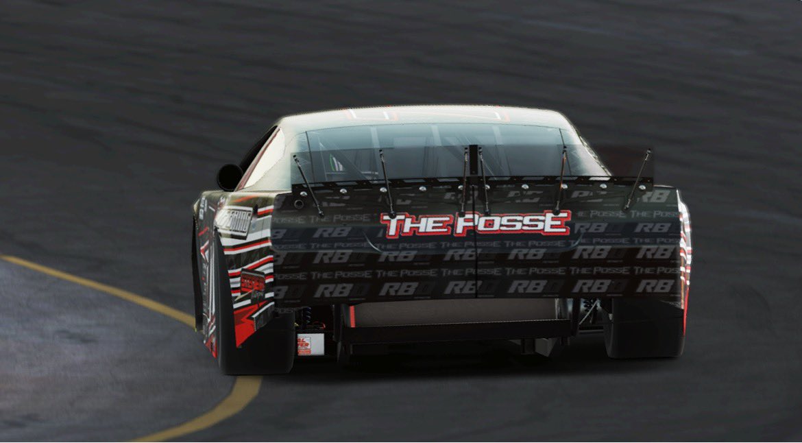 77stenjem77's tweet image. Put it in tomorrow nights @WindshieldDeep Fall Brawl 200 at Hickory after qualifying 8th out of 64 Cars earlier tonight. Fun to get The Posse back together with 4 cars the race. Tune in at 7:00 PM Central on twitch.tv/windshielddeep