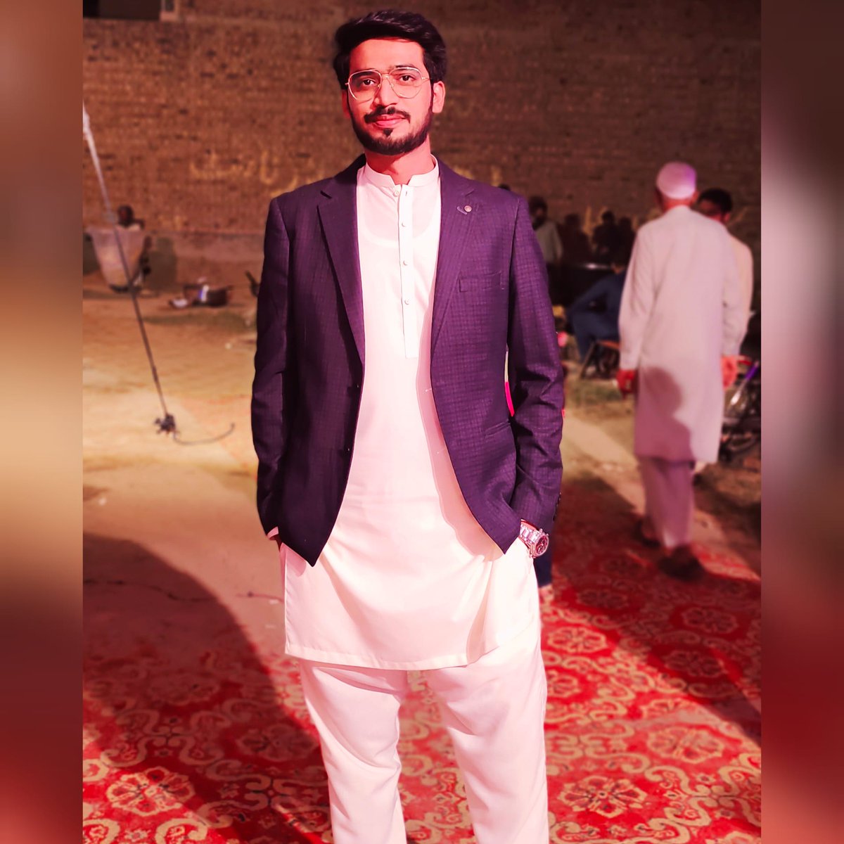 baba333666's tweet photo. #NewProfilePic
#wedding_vibes https://t.co/yzpPiwZE8m