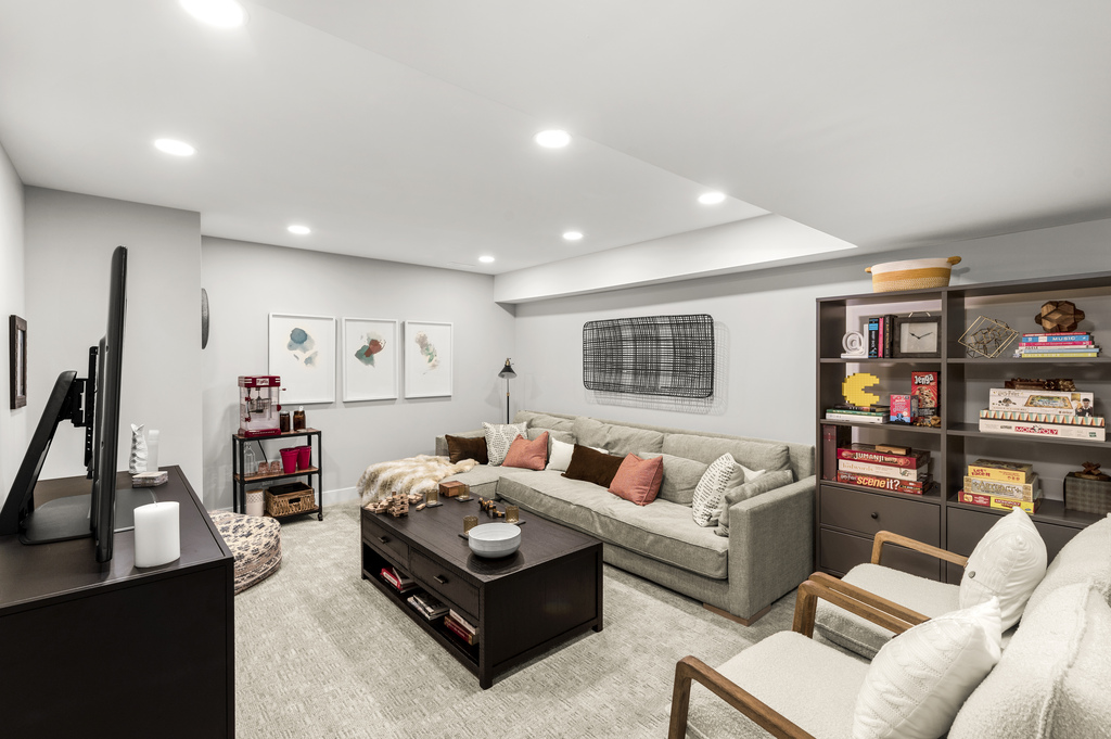 GableCraftHomes's tweet photo. 📣 Did you hear? 

Our Carlisle home has been nominated by VRBA for CARE Award in the Best Single Family Detached Spec Home under 2,500 sq. ft. category!

#GableCraftHomes #CAREAwards #RoyalBayBC https://t.co/3ADVpKRd6B