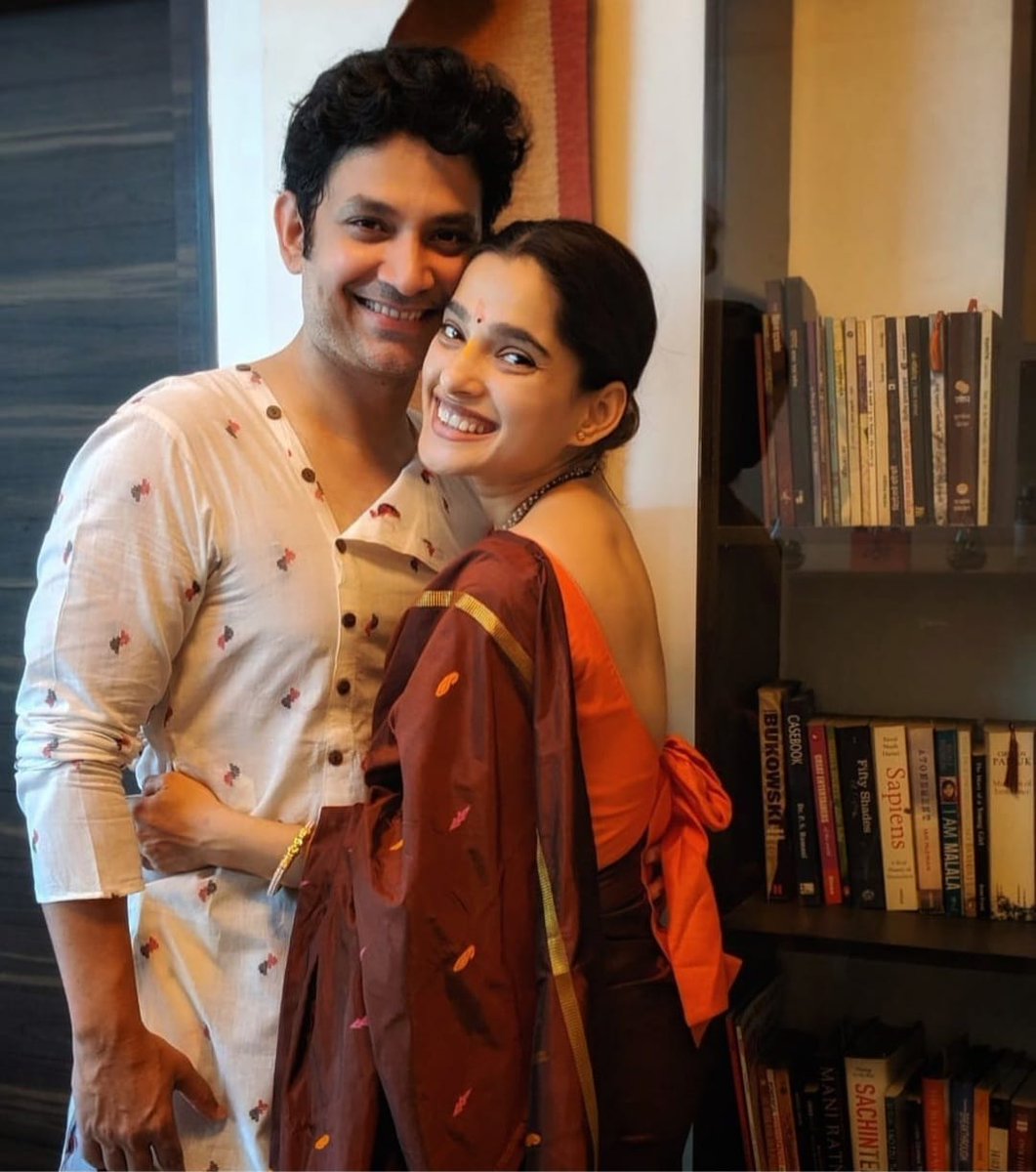 9XJhakaas's tweet photo. II Jhakaas Jodi II
❤️ Priya Bapat &amp; Umesh Kamat ❤️ https://t.co/0bVm7B6p2S
