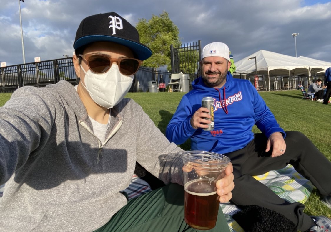 GDH415's tweet image. Happy to birthday to one of the best guys I know. @quack_attack22 is an amazing friend, travel buddy, and drinking partner. Can’t wait to celebrate you next time we hang. 🍻Love you, buddy! #GoDucks #GoMike