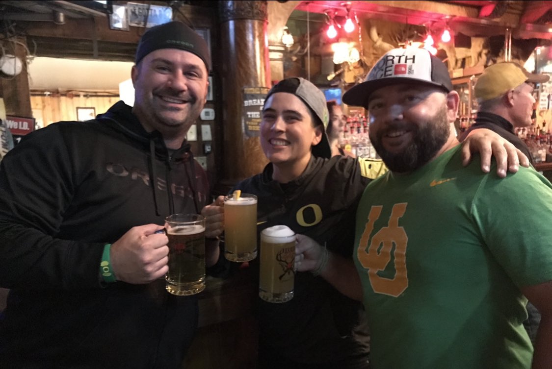 GDH415's tweet image. Happy to birthday to one of the best guys I know. @quack_attack22 is an amazing friend, travel buddy, and drinking partner. Can’t wait to celebrate you next time we hang. 🍻Love you, buddy! #GoDucks #GoMike