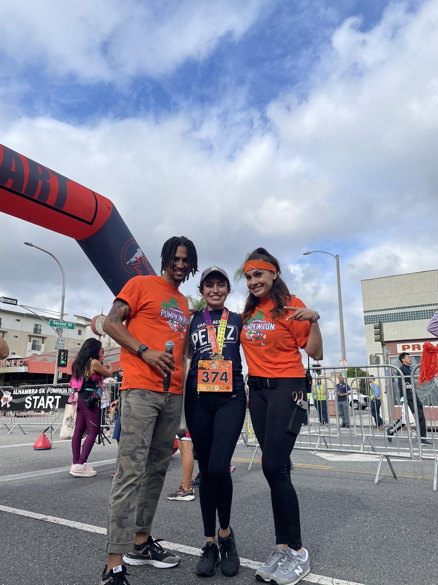 SashaReneePerez's tweet photo. #TeamSRP was out in full force at the Annual Alhambra Pumpkin Run yesterday! 🎃✨ We ran 25 miles and raised $400+ for @alhambrausd kids. 🏃🏃‍♀️🏃‍♂️Congrats to the Pumpkin Run organizers and volunteers on a sold out event. Can’t wait for next year’s race! https://t.co/grae7pnqFm
