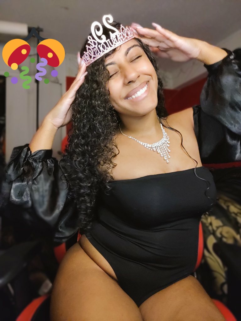 TheAlicePika's tweet photo. TODAY IS MY BIRTHDAY!!! 🥳🥳🥳

My 29th year has a POWERFUL beginning!!!  ⚡⛈️🎉🎂🎈

Huge thank you to everyone!! This extrovert is excited to stream, come thruuuuuuuu!!!! TTV/Alice_Pika https://t.co/EMqwN3JFoc