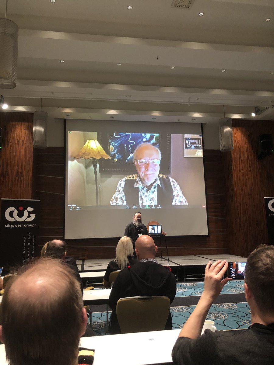 robbeekmans's tweet image. Keynote by @markbtempleton at #CUGTECH.