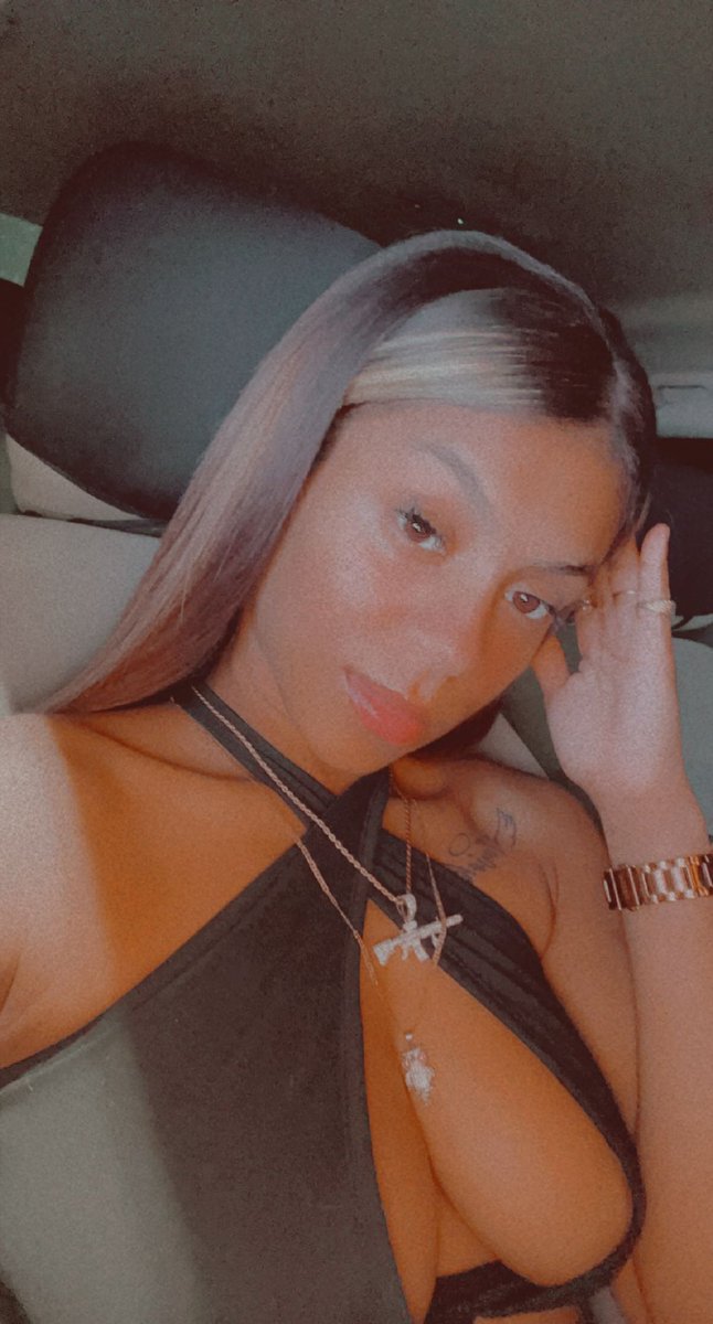 jailynpollock's tweet image. I look so different in every picture 🤣😍😍