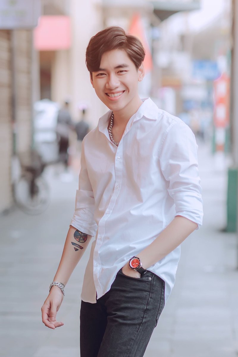 ThuyNguyen2806's tweet photo. Hãy biến ước mơ mang dụng cụ dân tộc ra ngoài thế giới của cậu ấy thành hiện thực nha!!
@Kicmofficial 
#KICM https://t.co/dKV8k6eIWx