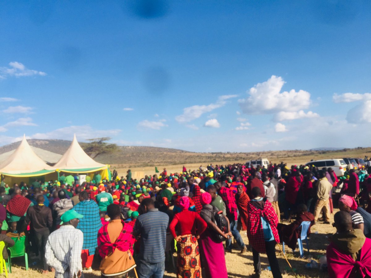 DcMwangwala's tweet photo. Wajumbe wa Chama Cha Mapinduzi Ccm wampitisha Emanuel Ole Shangai kugombea ubunge wa Jimbo la Ngorongoro kwa kura za maoni.

@victoriacharlz @KenaniKihongos1 @uvccm_tz @MEDIATREEONL @uvccmhq @ccm_tanzania https://t.co/bz1zlNhSt3