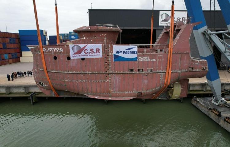bjegou's tweet photo. L’#ArmementBoulonnais fait construire un nouveau #bateau polyvalent #chalut #sennedanoise #Padmos #Wattez #PaysBas https://t.co/8uV2d7wn2K via @_lemarin https://t.co/tqmR0Ba7C3