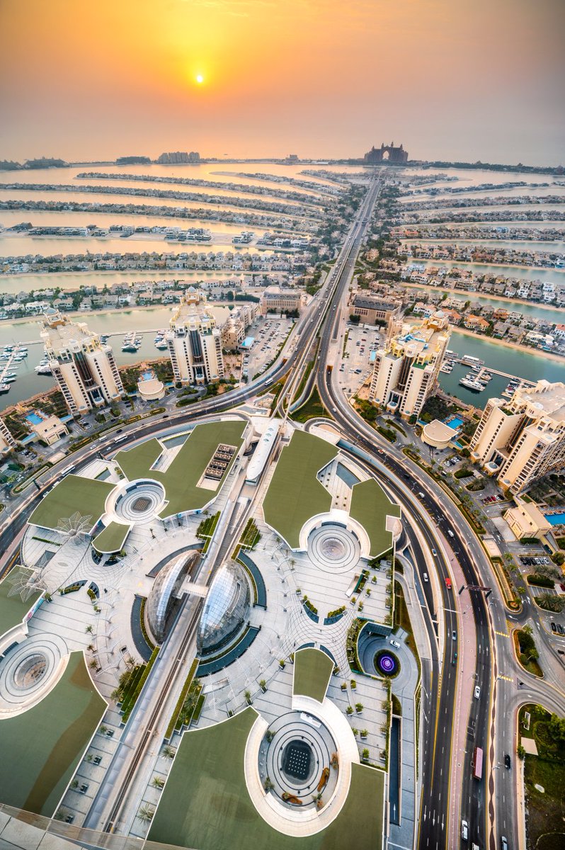 unec_co's tweet photo. A combination of first-class retails and unique attractions located at the heart of Palm Jumeirah -- @NakheelMallPalm

Client: M/s New Mall Ltd (NAKHEEL)
Consultant: M/s. RSP Arch, Planner &amp; Engineers (PTE) Ltd

#UNEC #Engineering #Construction #Nakheel #Retail #Lifestyle https://t.co/PBiKC7Fhhs