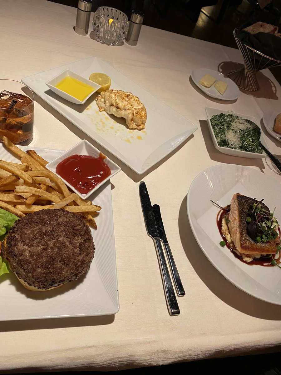 Exile_Ops's tweet image. Thank you for the birthday dinner @xtra_sly you are the best big brother I could ever ask for! I love you man! ❤️