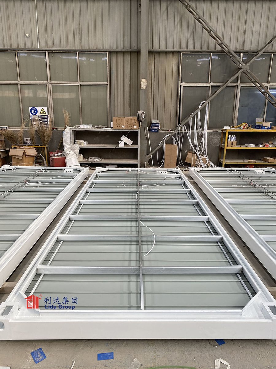 HenglidaCo's tweet photo. 650 units flat pack container production and delivery for a mining camp project in WestAfrica.For more information, pls contact Weifang Henglida Steel Structure Co, Ltd #flatpack #modularconstruction #modularbuilding #containerhouse #miningcamp #sitecamp https://t.co/qUNIRqTnEw