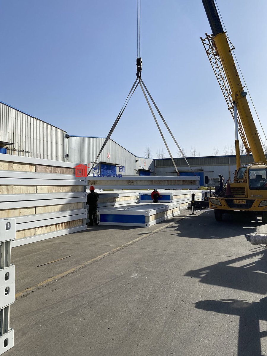 HenglidaCo's tweet photo. 650 units flat pack container production and delivery for a mining camp project in WestAfrica.For more information, pls contact Weifang Henglida Steel Structure Co, Ltd #flatpack #modularconstruction #modularbuilding #containerhouse #miningcamp #sitecamp https://t.co/qUNIRqTnEw