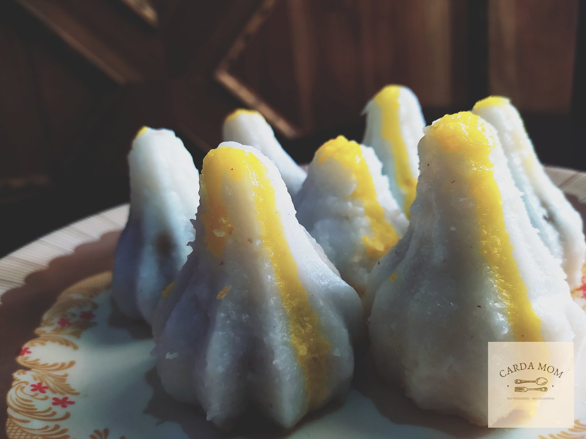 Carda4Mom's tweet photo. Today we have made a traditional delicacy originated from the state of Maharashtra called Ukadiche modak
#Maharashtra #Indian #sweets #Traditional https://t.co/LzzUdsnKj5