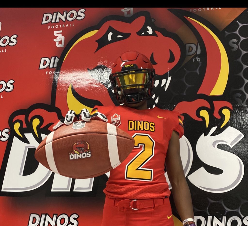 After an amazing visit, I’m grateful to receive an offer from the university of Calgary. Thank you @nathan_mollard and coach Harris <a href="/Dinos_Football/">UCalgary Dinos Football 🏈</a>