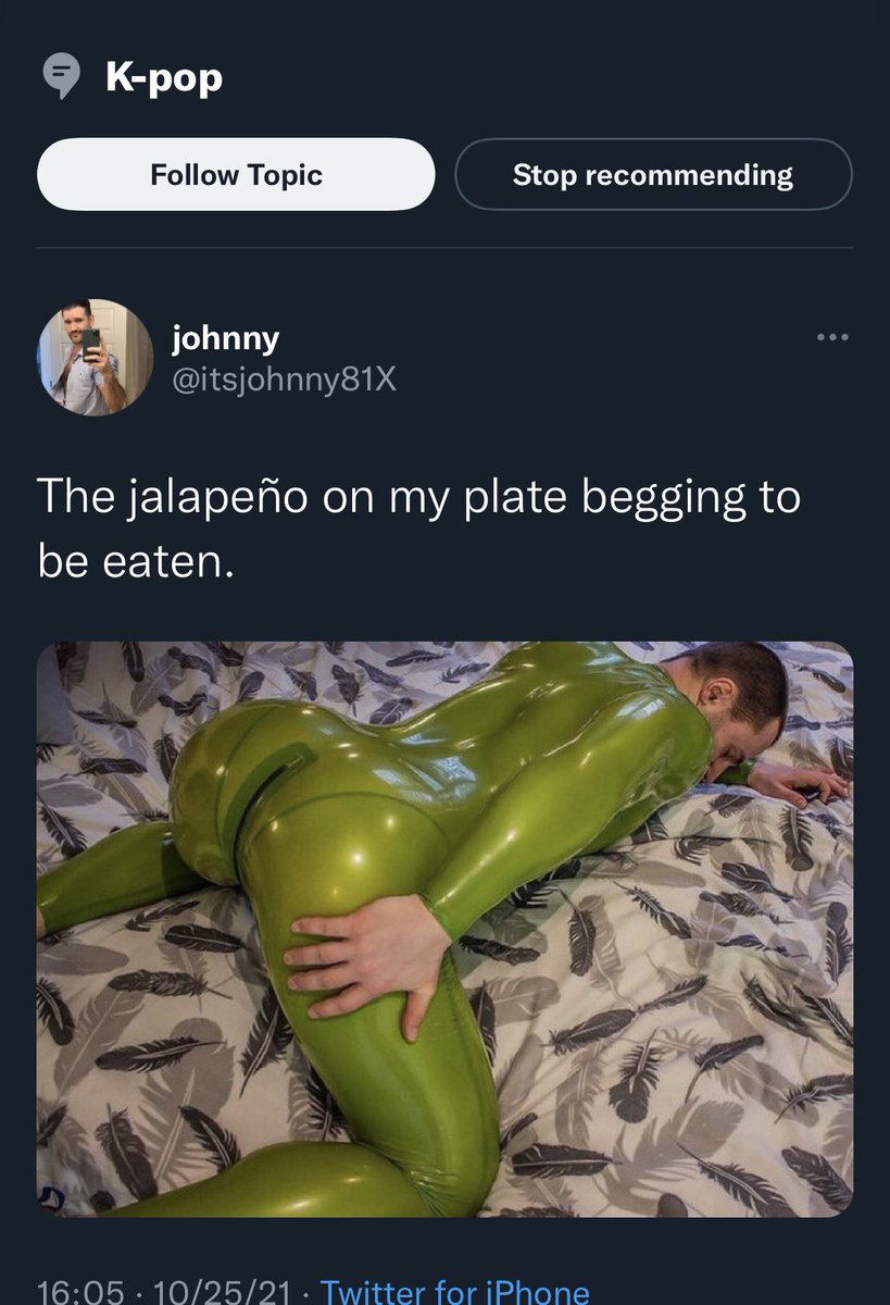 _subbttm's tweet photo. @itsjohnny81X How is this “K-Pop” though? 😂 https://t.co/vlzCFJmP2n