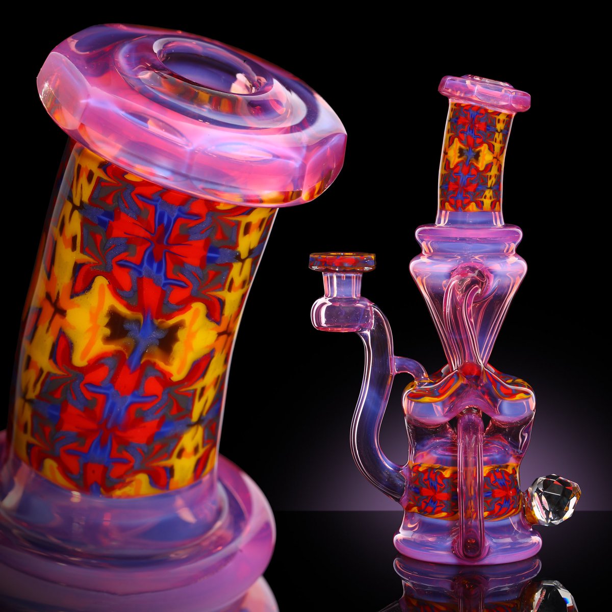 Hunter_S_Glass's tweet photo. Idk if I ever shared any of my glass with you guys here on twitter…..so here is one of my most involved pieces to date! Its used for smoking fine hash rosin 🤪😙💨🔥🔥 #glassart #bong #hashpipe #nft #nftglass #NFTCommmunity #nftart #nfts https://t.co/2aU8dMw9iB